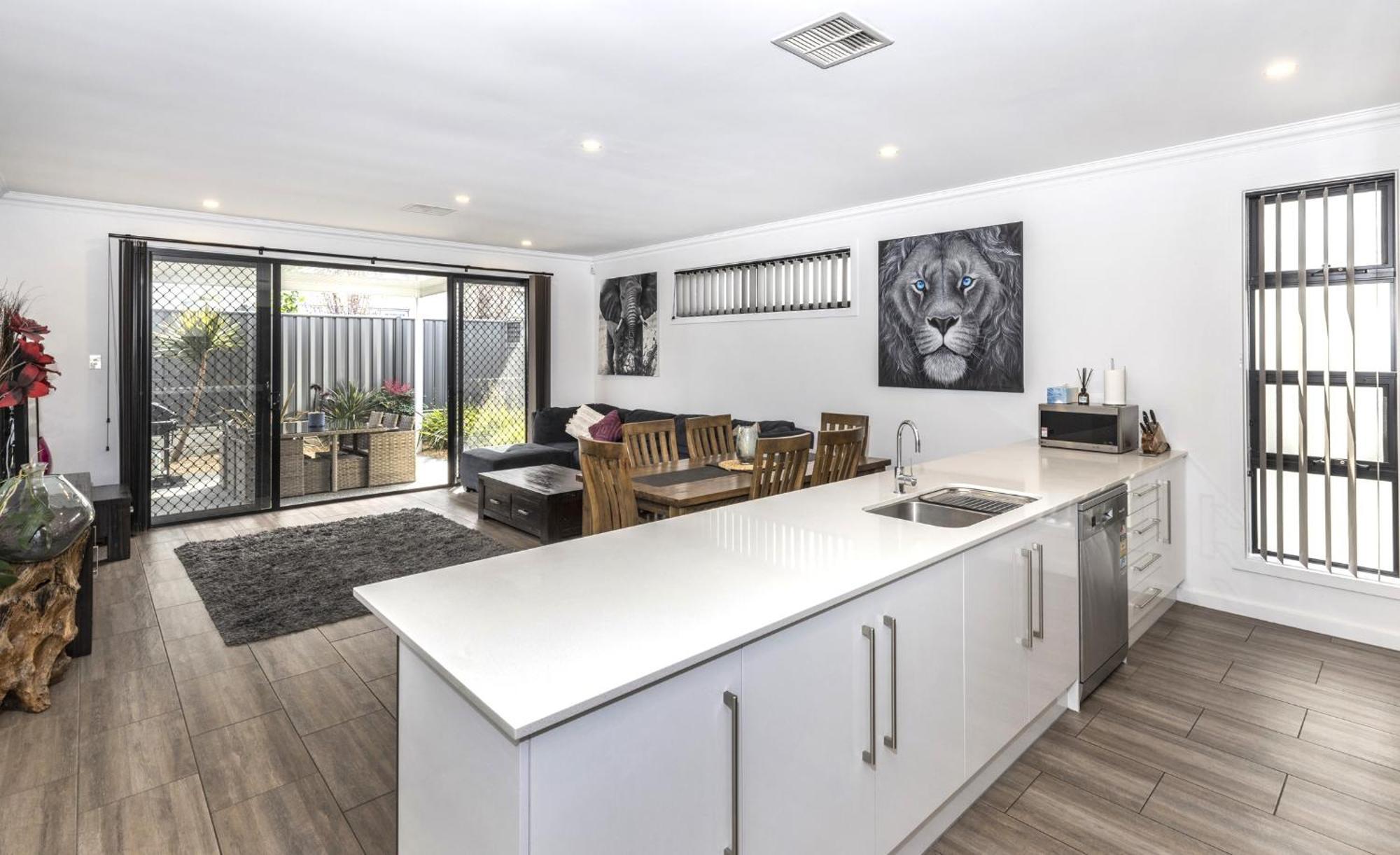 Luxury In Christies With King Bed, Nbn, Netflix, 3bed 2bath * Christies Beach