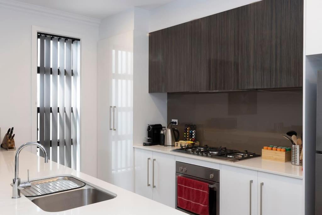 Holiday home Luxury In Christies With King Bed, Nbn, Netflix, 3bed 2bath *